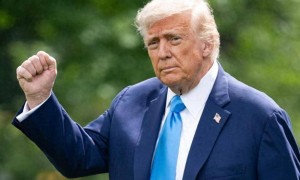 马科斯跑美国一趟，不见成效，越南和印尼释放信号，局势又变了