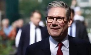 豪赌中方不会出手？英国航母来势汹汹，打算和解放军硬碰硬？